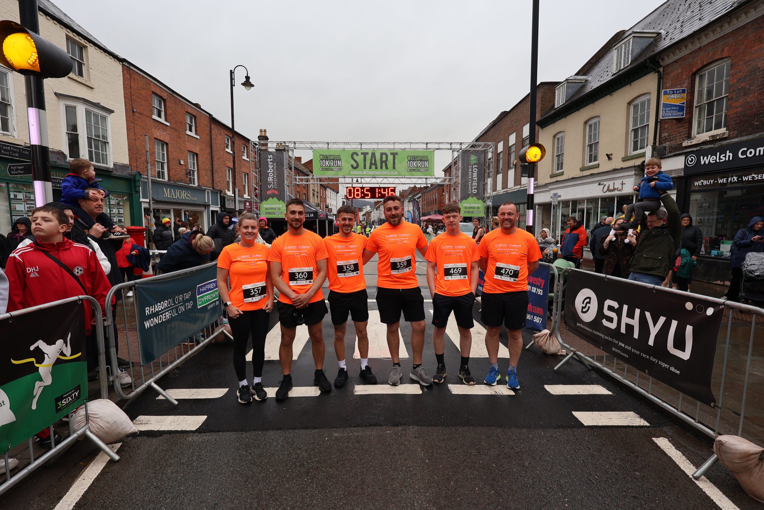 Welshpool 10k runners